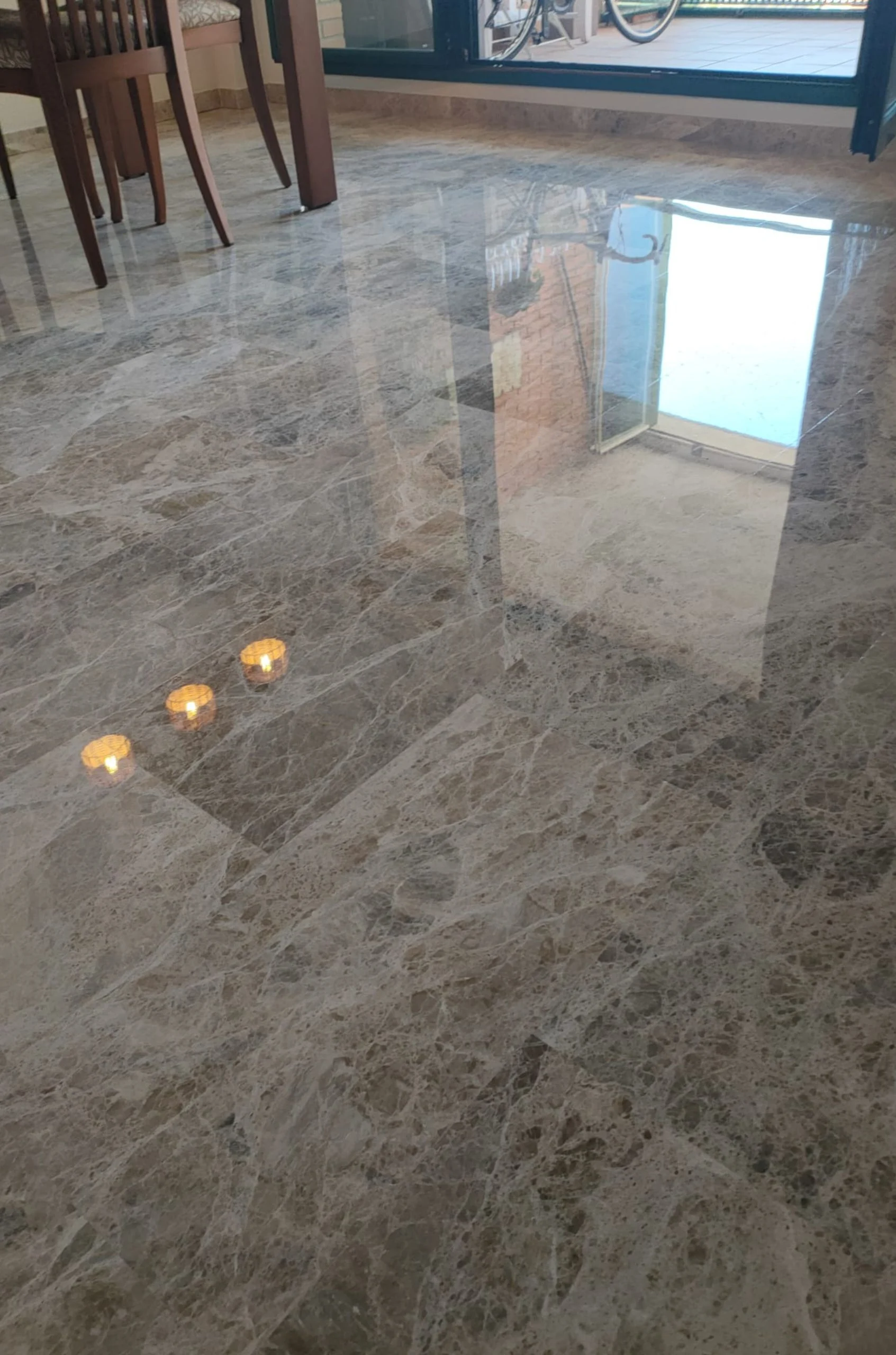 Vivienda Salón Mármol Emperador