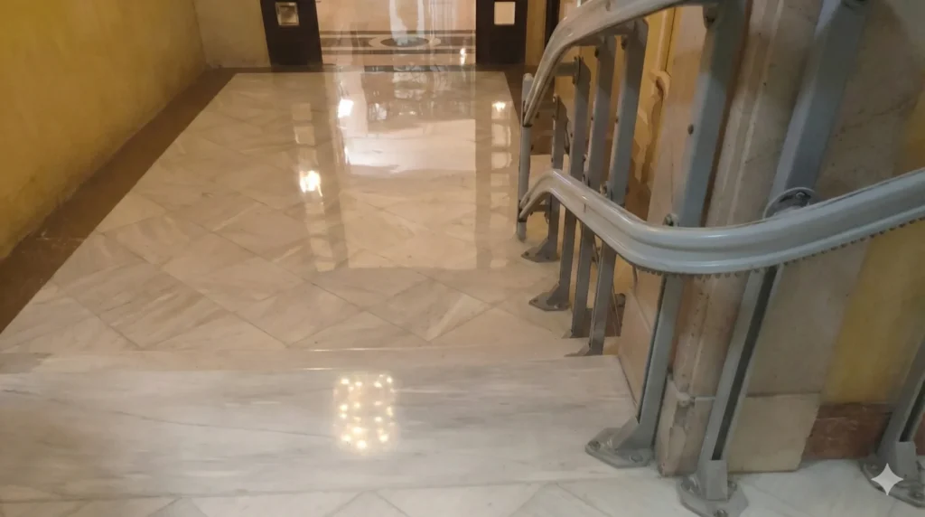 Restauración completa de un suelo de mármol históric