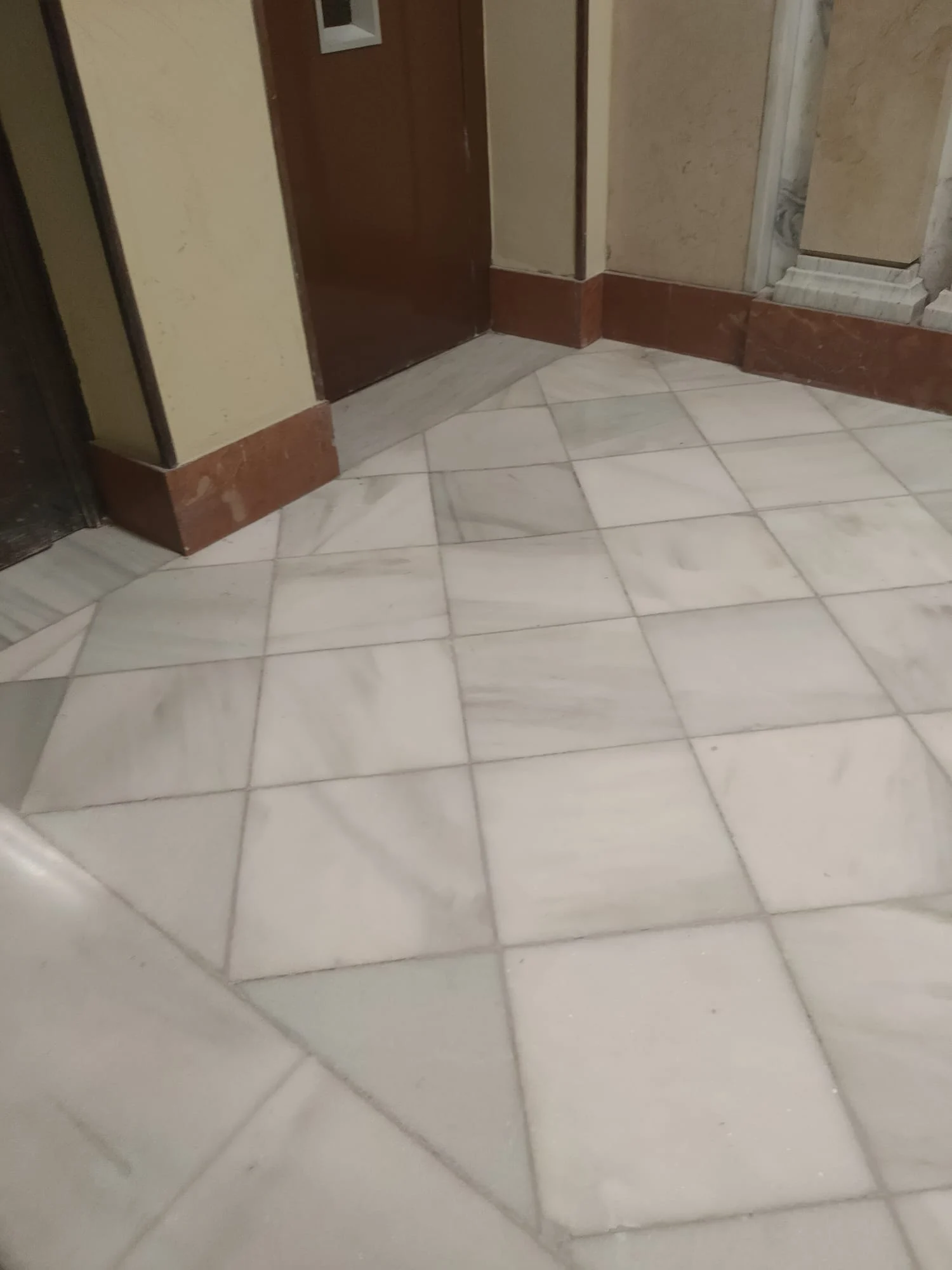 Restauración suelos antiguos en Valencia Pulidos Fenix